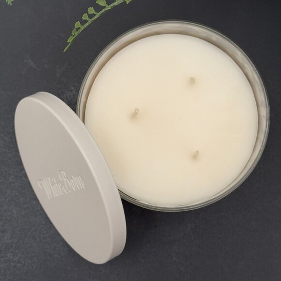 BBW White Chocolate Macadamia White Barn Bath & Body Works 3 Wick Candle - Picture 6 of 10